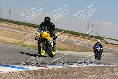 media/Sep-04-2023-Lets Ride (Mon) [[34443f911e]]/B Group/1220pm (Wheelie Bump)/